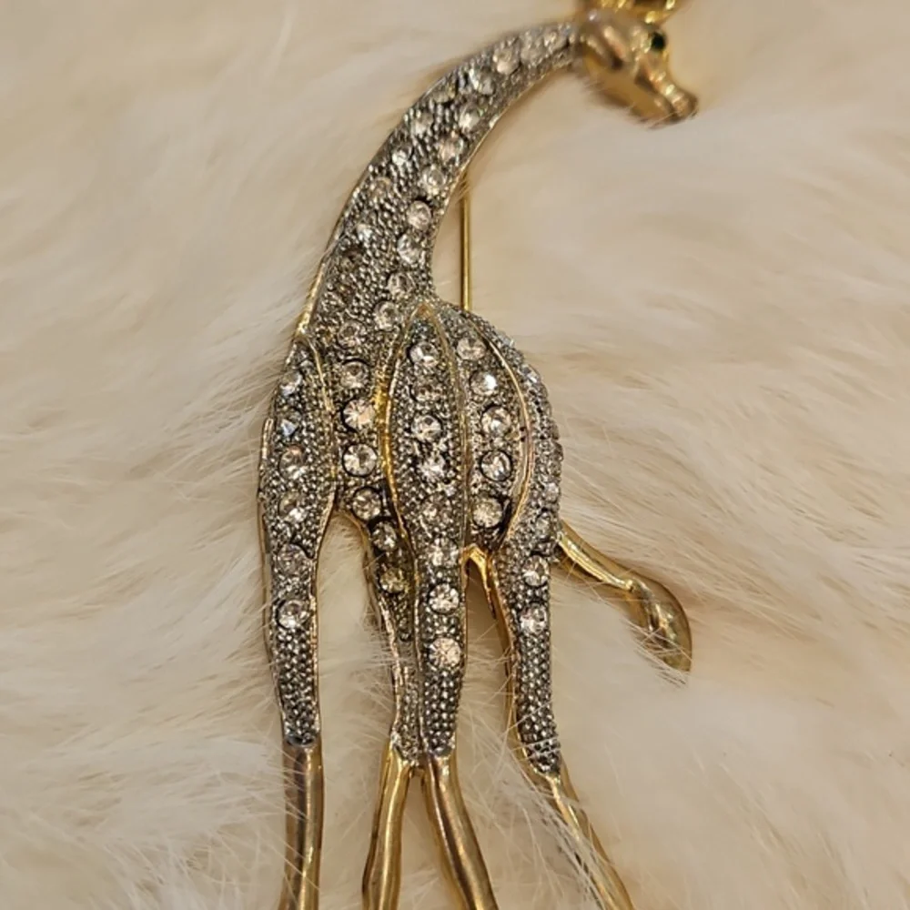GIRAFFE Rhinestone Green Eye Bling‎ Vintage Brooch